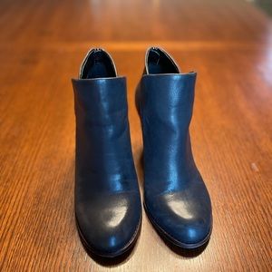 Gianni Bini Wood Wedge Black Bootie Size 7.5